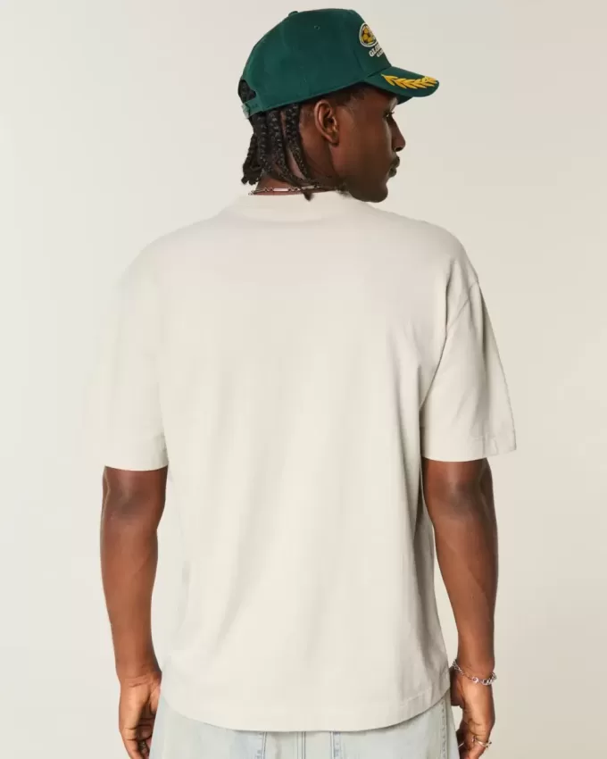 Kastenförmiges Rundhals-T-Shirt aus schwerer Baumwolle Kastenförmiges Rundhals-T-Shirt aus schwerer Baumwolle
