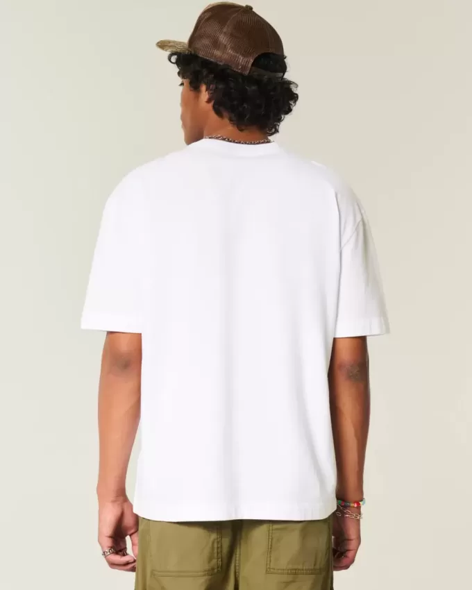 Kastenförmiges Rundhals-T-Shirt aus schwerer Baumwolle Kastenförmiges Rundhals-T-Shirt aus schwerer Baumwolle