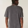 Kastenförmiges, schweres T-Shirt mit Rundhalsausschnitt aus gewaschener Baumwolle Kastenförmiges, schweres T-Shirt mit Rundhalsausschnitt aus gewaschener Baumwolle