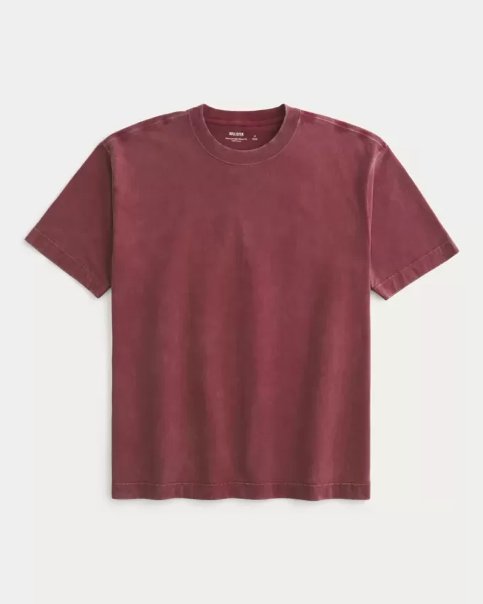 Kastenförmiges, schweres T-Shirt mit Rundhalsausschnitt aus gewaschener Baumwolle Kastenförmiges, schweres T-Shirt mit Rundhalsausschnitt aus gewaschener Baumwolle