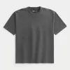 Kastenförmiges, schweres T-Shirt mit Rundhalsausschnitt aus gewaschener Baumwolle Kastenförmiges, schweres T-Shirt mit Rundhalsausschnitt aus gewaschener Baumwolle
