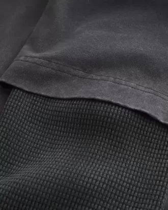Kastenförmiges Thermo-Shirt mit Tokyo-Grafik