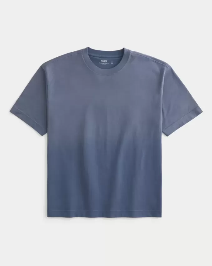 Kastiges, schweres, gewaschenes T-Shirt mit Rundhalsausschnitt Kastiges, schweres, gewaschenes T-Shirt mit Rundhalsausschnitt