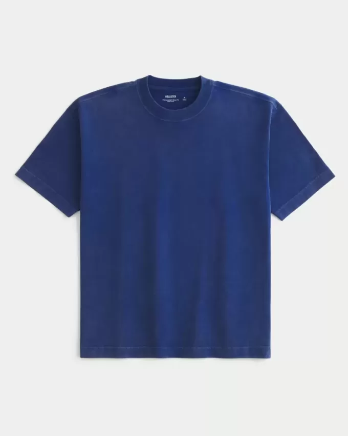 Kastiges, schweres, gewaschenes T-Shirt mit Rundhalsausschnitt Kastiges, schweres, gewaschenes T-Shirt mit Rundhalsausschnitt