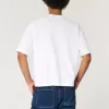 Kastiges, schweres, kurzes T-Shirt mit Rundhalsausschnitt Kastiges, schweres, kurzes T-Shirt mit Rundhalsausschnitt