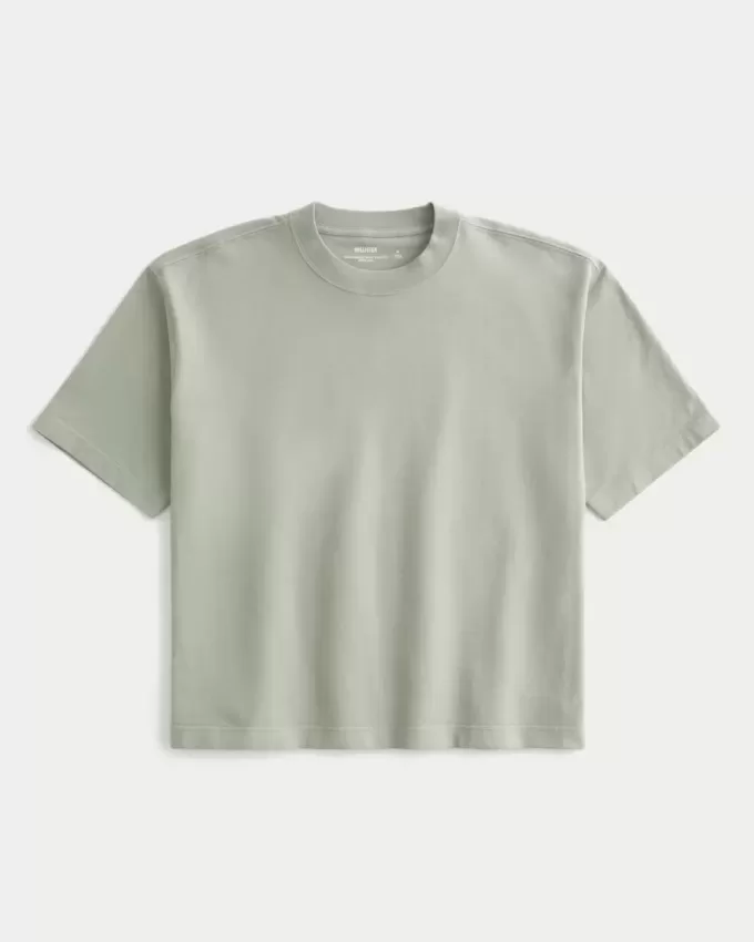 Kastiges, schweres, kurzes T-Shirt mit Rundhalsausschnitt Kastiges, schweres, kurzes T-Shirt mit Rundhalsausschnitt