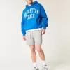 Kühlende Fleece-Shorts bis zur Mitte des Oberschenkels Kühlende Fleece-Shorts bis zur Mitte des Oberschenkels