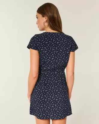 Kurzärmeliges Wickelkleid
