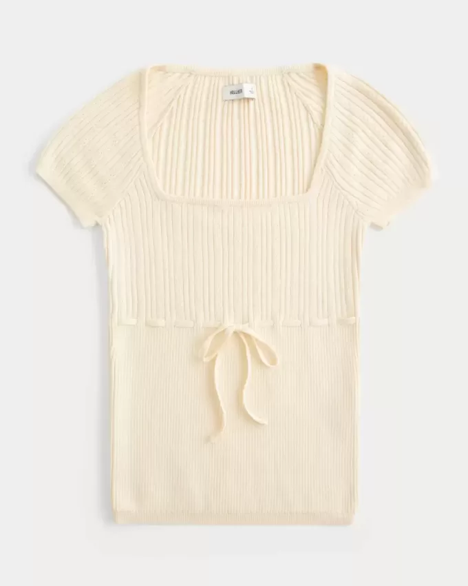Kurzärmliger Pullover mit quadratischem Ausschnitt