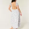 Kurzärmliges Maxikleid mit offenem Rücken Kurzärmliges Maxikleid mit offenem Rücken