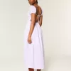 Kurzärmliges Maxikleid mit offenem Rücken