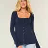 Langärmliger Babydoll-Pullover mit eckigem Ausschnitt Langärmliger Babydoll-Pullover mit eckigem Ausschnitt