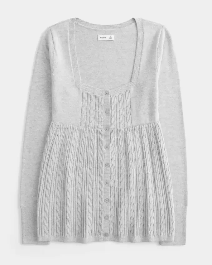 Langärmliger Babydoll-Pullover mit eckigem Ausschnitt Langärmliger Babydoll-Pullover mit eckigem Ausschnitt