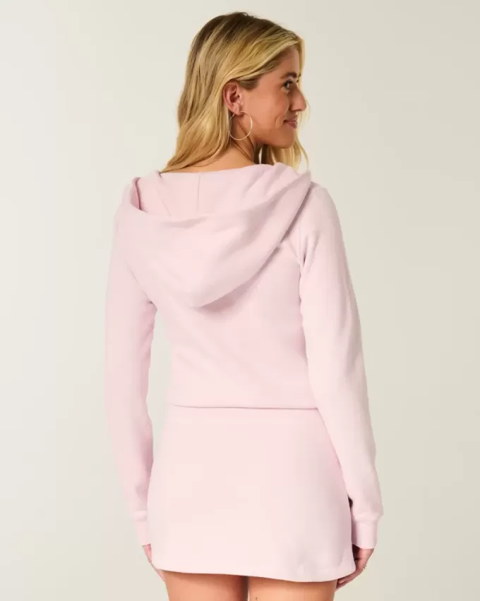 Langärmliges Fleecekleid mit Kapuze Langärmliges Fleecekleid mit Kapuze