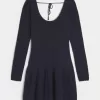 Langärmliges Mini-Skaterkleid im Häkelstil mit tiefer Taille Langärmliges Mini-Skaterkleid im Häkelstil mit tiefer Taille