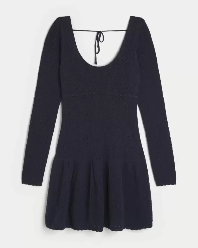 Langärmliges Mini-Skaterkleid im Häkelstil mit tiefer Taille Langärmliges Mini-Skaterkleid im Häkelstil mit tiefer Taille