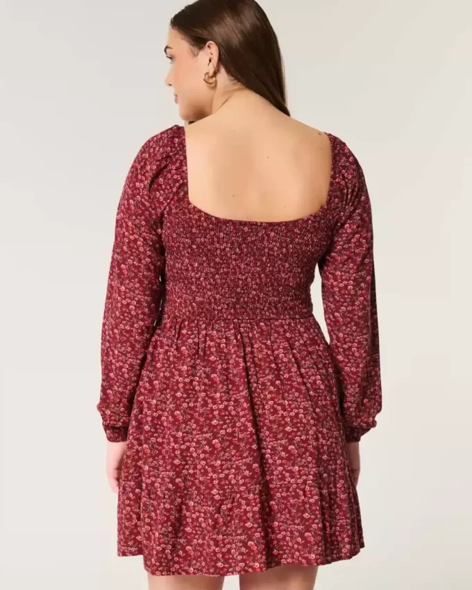 Langärmliges Minikleid mit Cinch-Bust Langärmliges Minikleid mit Cinch-Bust