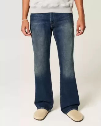 Lockere Bootcut-Jeans in dunkler Waschung Lockere Bootcut-Jeans in dunkler Waschung