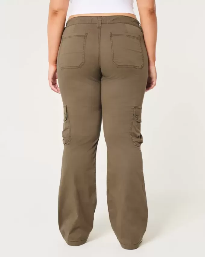 Lockere Cargo-Bootpants mit mittelhohem Bund Lockere Cargo-Bootpants mit mittelhohem Bund