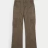 Lockere Cargo-Bootpants mit mittelhohem Bund Lockere Cargo-Bootpants mit mittelhohem Bund
