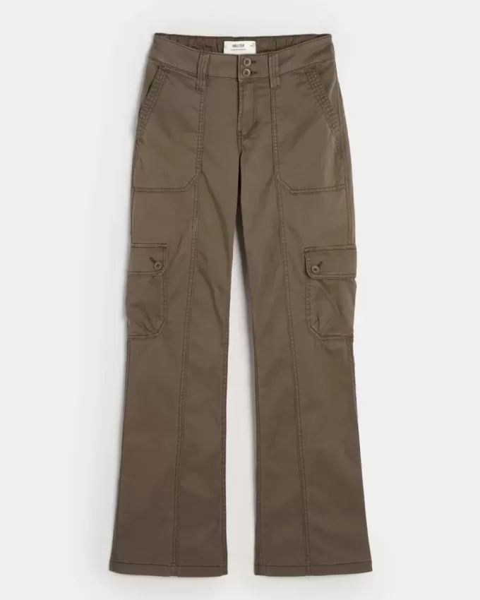 Lockere Cargo-Bootpants mit mittelhohem Bund Lockere Cargo-Bootpants mit mittelhohem Bund