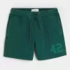Lockere Fleece-Shorts mit Grafik bis zur Mitte des Oberschenkels Lockere Fleece-Shorts mit Grafik bis zur Mitte des Oberschenkels