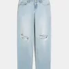 Lockere Jeans mit niedrigem Bund und heller Waschung Lockere Jeans mit niedrigem Bund und heller Waschung