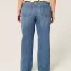 Lockere Jeans mit niedriger Taille und mittlerer Waschung Lockere Jeans mit niedriger Taille und mittlerer Waschung