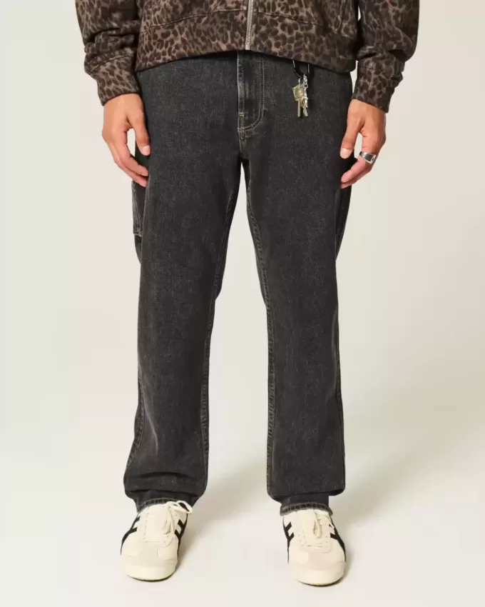 Lockere Painter-Jeans in verwaschenem Schwarz Lockere Painter-Jeans in verwaschenem Schwarz