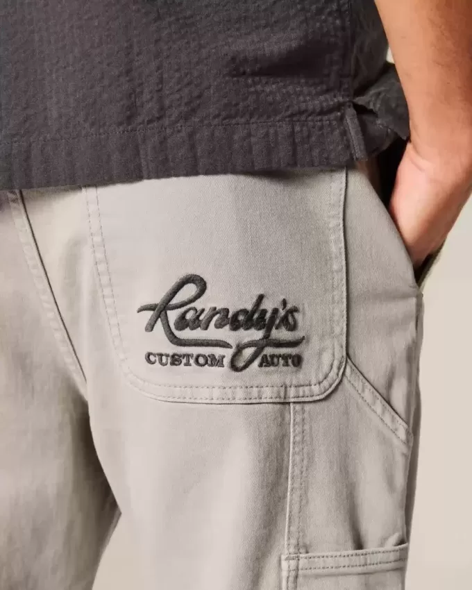 Lockere Painter-Jeans mit Stickerei Lockere Painter-Jeans mit Stickerei