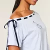Lockeres, schulterfreies T-Shirt zum Binden Lockeres, schulterfreies T-Shirt zum Binden