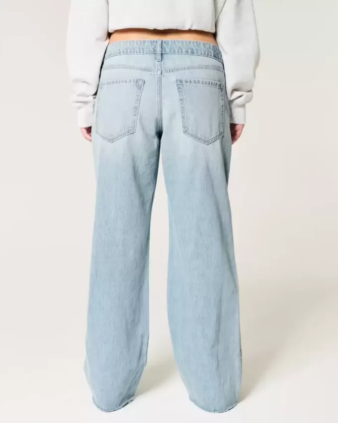 Low-Rise-Baggy-Jeans mit Rissen in heller Waschung Low-Rise-Baggy-Jeans mit Rissen in heller Waschung