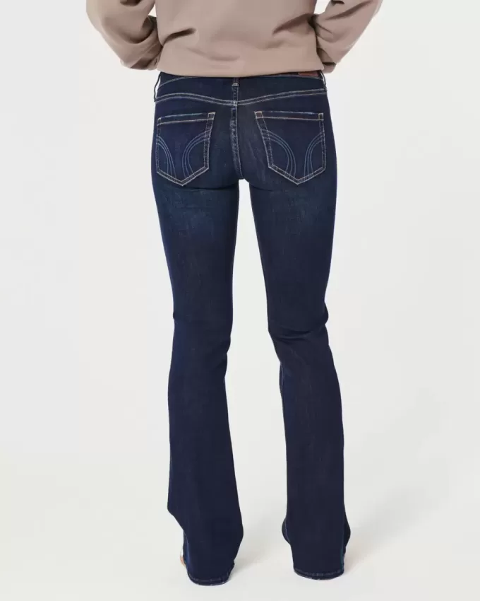 Low-Rise Boot-Jeans in dunkler Waschung Low-Rise Boot-Jeans in dunkler Waschung