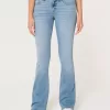 Low-Rise Boot-Jeans in heller Waschung Low-Rise Boot-Jeans in heller Waschung