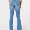 Low-Rise Boot-Jeans mit mittlerer Waschung Low-Rise Boot-Jeans mit mittlerer Waschung