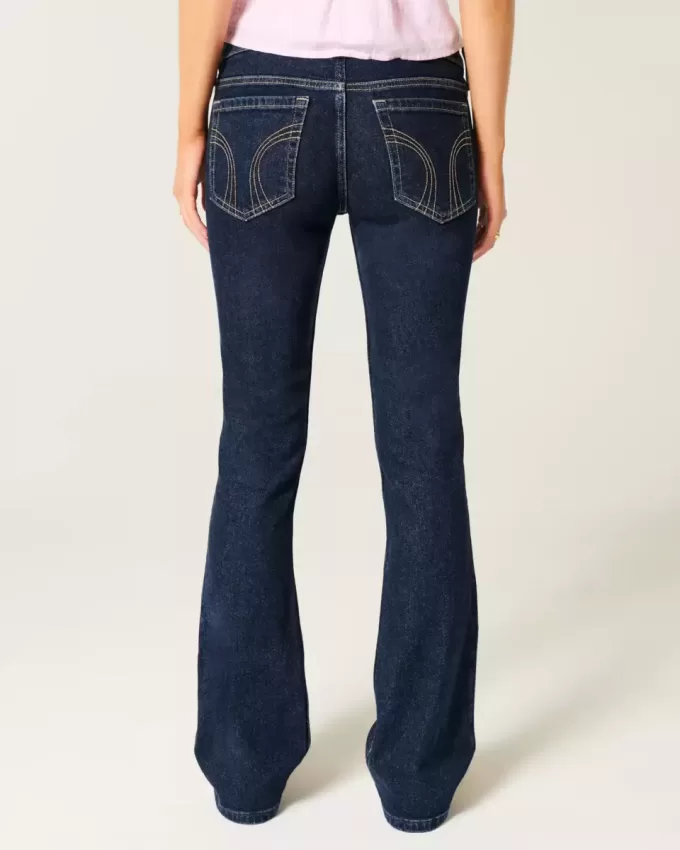 Low-Rise Bootcut-Jeans in dunkler Waschung Low-Rise Bootcut-Jeans in dunkler Waschung