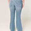 Low-Rise Bootcut-Jeans in mittlerer Waschung Low-Rise Bootcut-Jeans in mittlerer Waschung