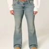 Low Rise Bootcut-Jeans mit Schmetterlingsstickerei in mittlerer Waschung Low Rise Bootcut-Jeans mit Schmetterlingsstickerei in mittlerer Waschung