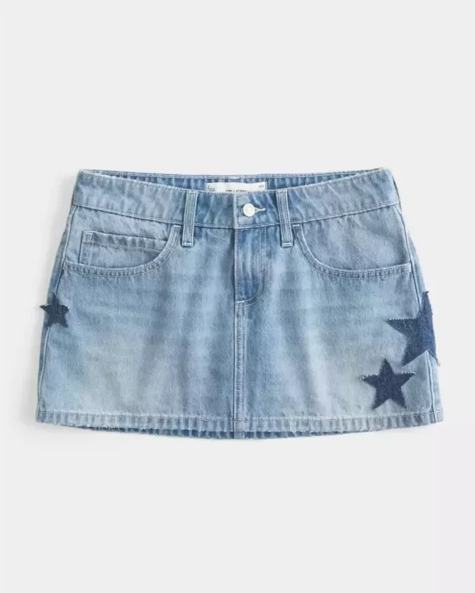 Low-Rise-Mini-Skort aus Denim mit Stern-Applikation in mittlerer Waschung Low-Rise-Mini-Skort aus Denim mit Stern-Applikation in mittlerer Waschung