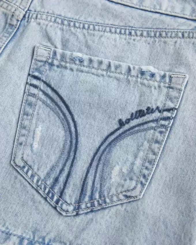 Low-Rise-Mini-Skort aus hell gewaschenem Denim Low-Rise-Mini-Skort aus hell gewaschenem Denim
