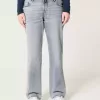 Low-Rise Relaxed Straight Jeans in mittlerer Waschung Low-Rise Relaxed Straight Jeans in mittlerer Waschung