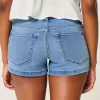 Low-Rise-Shortie-Shorts aus Denim in mittlerer Waschung Low-Rise-Shortie-Shorts aus Denim in mittlerer Waschung