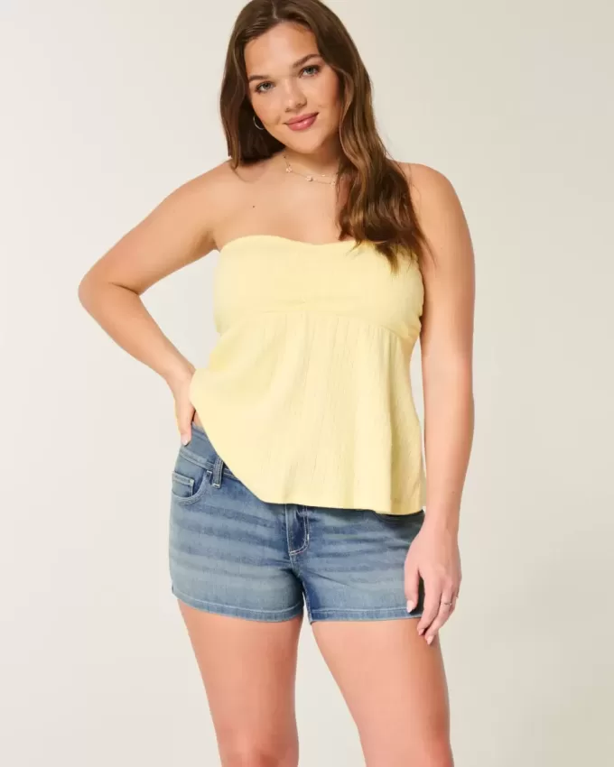 Low-Rise Shortie-Shorts in mittlerer Waschung Low-Rise Shortie-Shorts in mittlerer Waschung