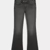 Low-Rise verwaschene schwarze Bootcut-Jeans Low-Rise verwaschene schwarze Bootcut-Jeans
