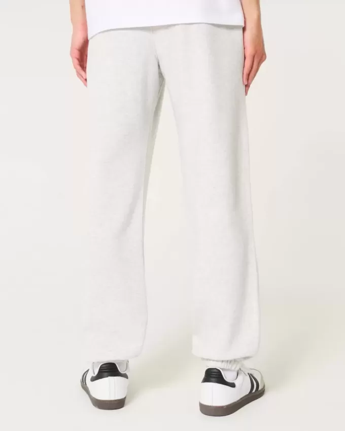 Lässige Fleece-Jogginghose mit Logo Lässige Fleece-Jogginghose mit Logo
