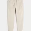 Lässige Fleece-Jogginghose mit Logo Lässige Fleece-Jogginghose mit Logo