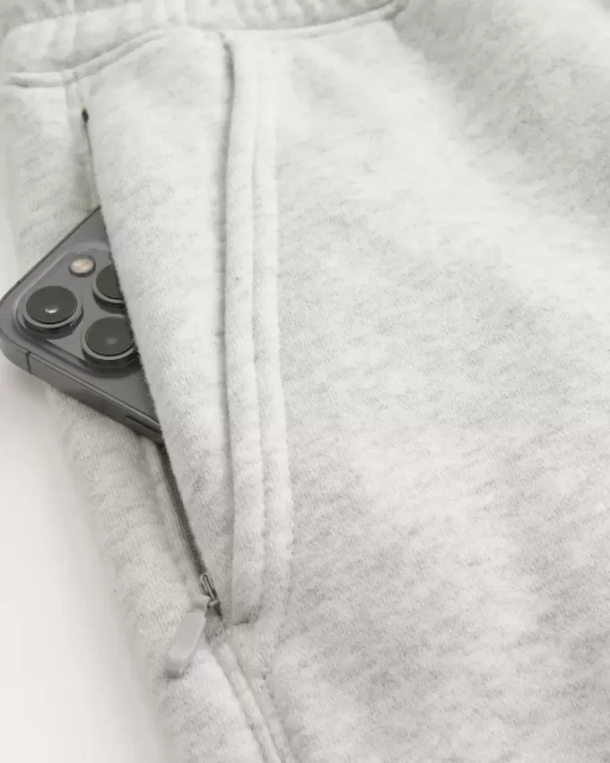 Lässige Fleece-Jogginghose mit Logo Lässige Fleece-Jogginghose mit Logo