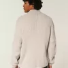 Lässiger Pullover mit Reißverschluss und Zahlengrafik Lässiger Pullover mit Reißverschluss und Zahlengrafik