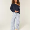 Lässiger schulterfreier Pullover Lässiger schulterfreier Pullover