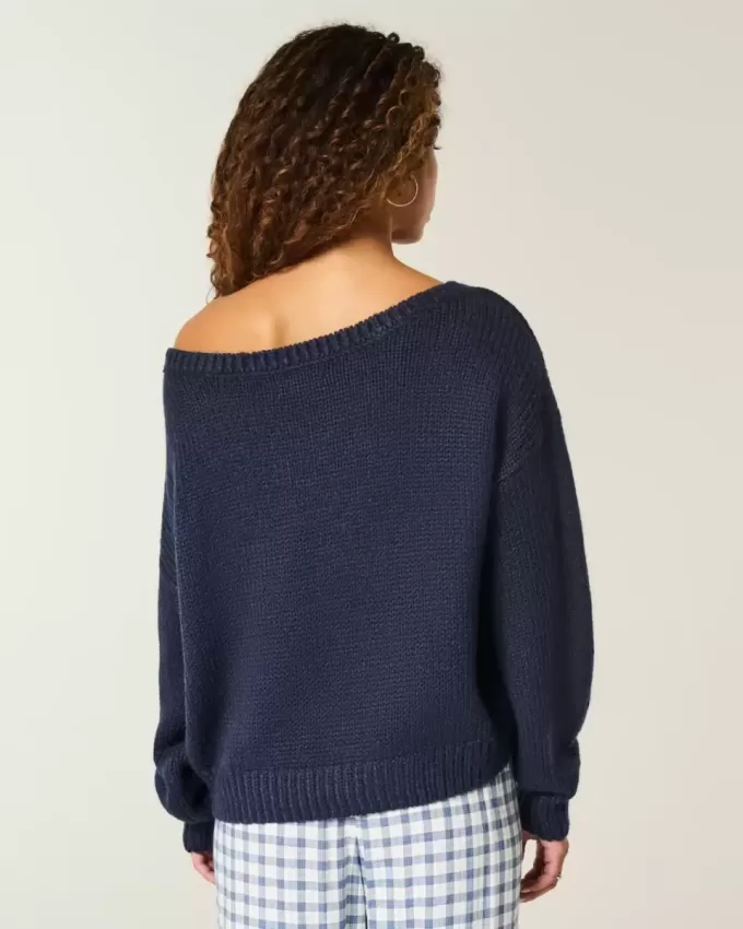 Lässiger schulterfreier Pullover Lässiger schulterfreier Pullover